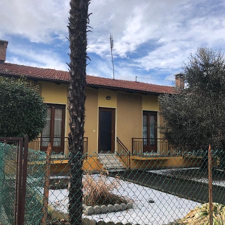 Ca' Di Burghi Hotel Busca Bagian luar foto